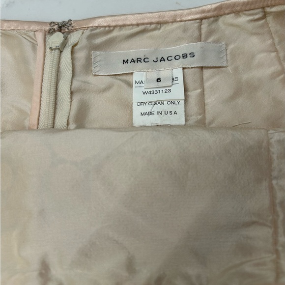 Elegant Lace Cream Skirt - Picture 2 of 6